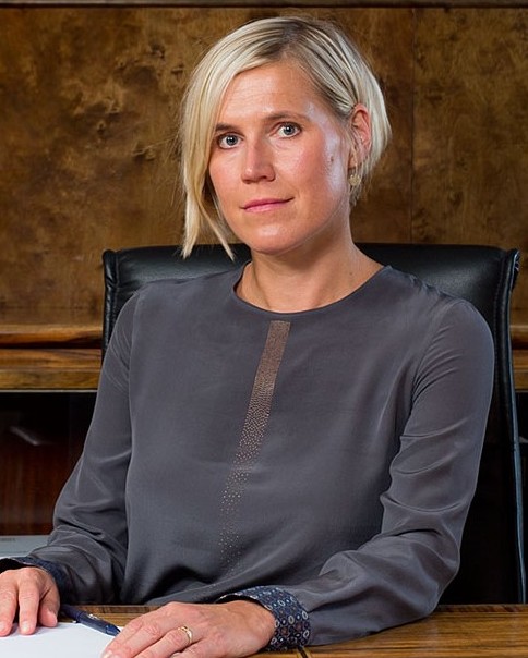 Ülle Madise esitas Tallinnas Riigikogu ees oma visiooni presidendiametist