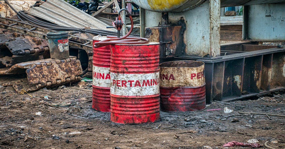 Oil Prices Surge to $115 Amid Iran Blockade Reports
