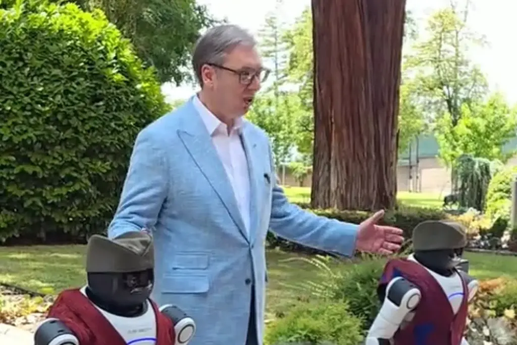 Serbia president Aleksandar Vučić lubab taas ennetähtaegseid valimisi