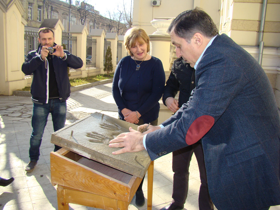 Gruusia ooperibass Paata Burchuladze kannab Rustavis seitsmeaastast vanglakaristust