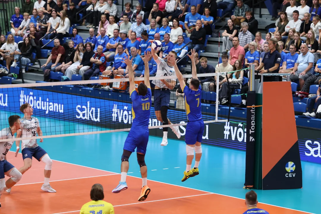 Eesti võrkpallikoondis alistas Tallinnas dramaatilises lahingus Ukraina