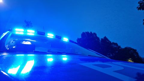 Tartus tabati vägivaldne naine, kes üritab politseiga vastuhakkida