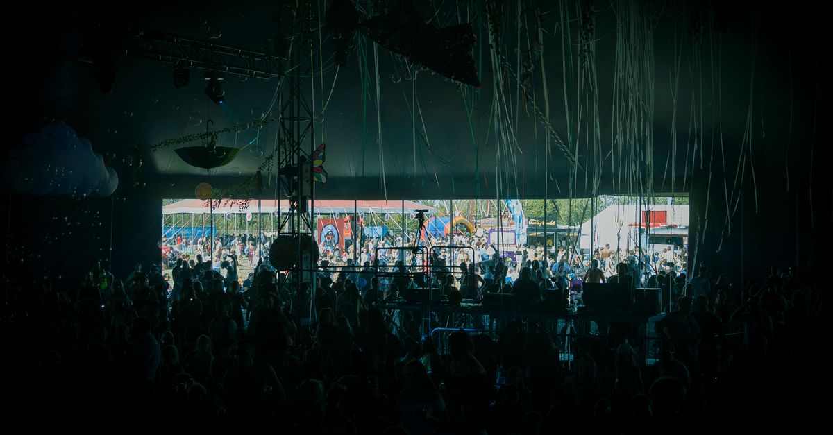 Download'i festival-külastajatele hoiatus prügikastide osas