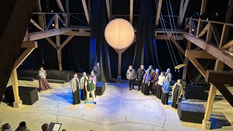 Jäneda Pullitalliteater üllatab «Ood armastusele. Urmas Sisaski lugu»