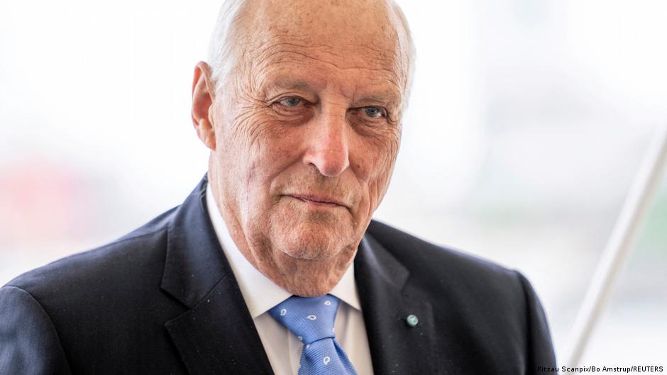 Norra kuninga Haraldi tervis Oslo haiglas halvenes
