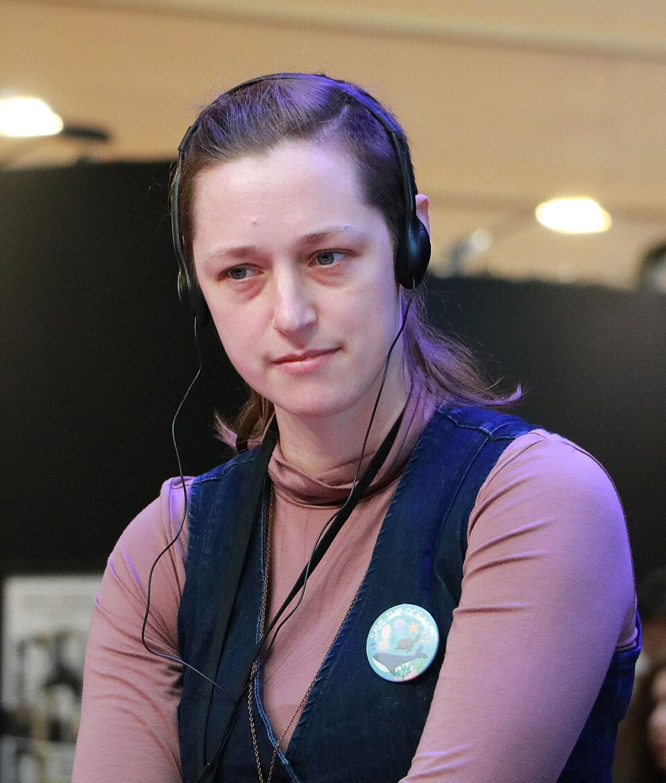 Claire Northi romaan tabab lugejat intriigi ja saladusega