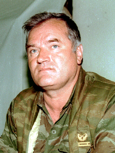 Bosnia sõjakurjategija Mladić on kriitilises seisundis