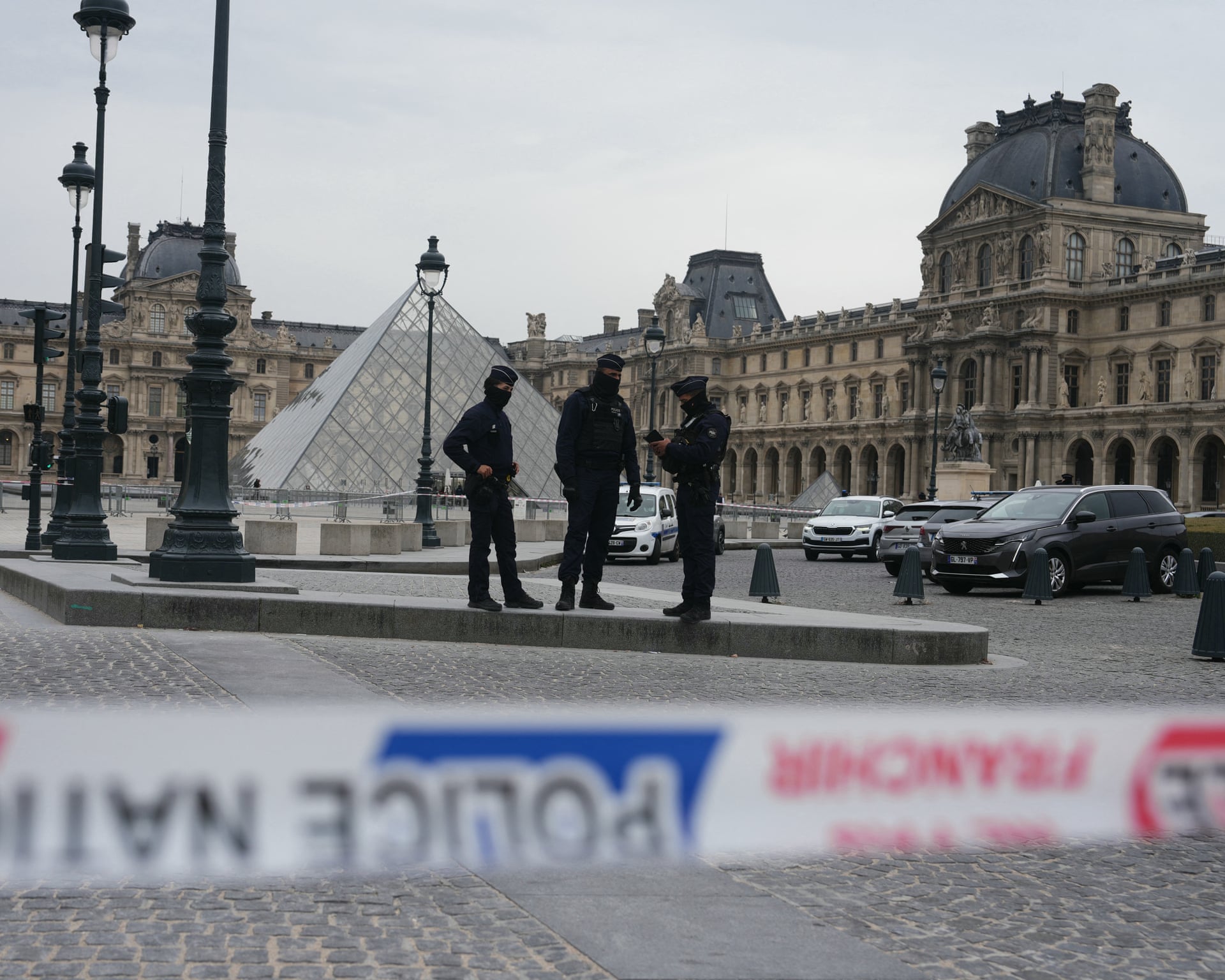 Louvre'i 88 miljoni euro röövi kahtlusalune: klient oli pettunud, et rohkem ei võetud