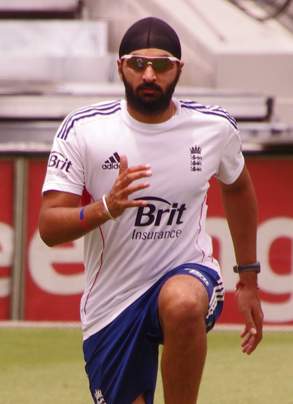 Former England Cricketer Joins Local Club Squad