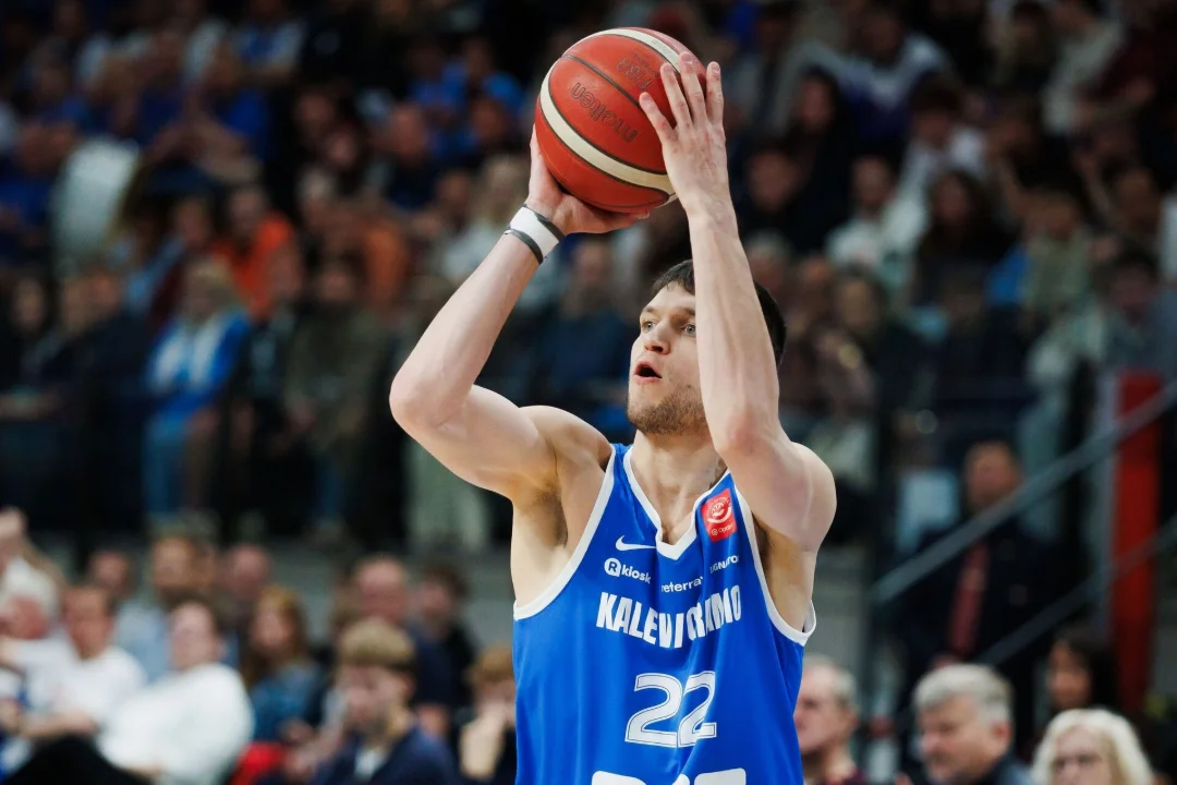 Martin Dorbek jätkab Tallinna Kalevis karjääri, kuid hooaja algus jääb vigastuse tõttu vahele