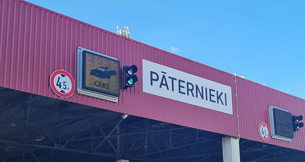 Veokid on Lätis Pāternieki piiripunktis lõksus