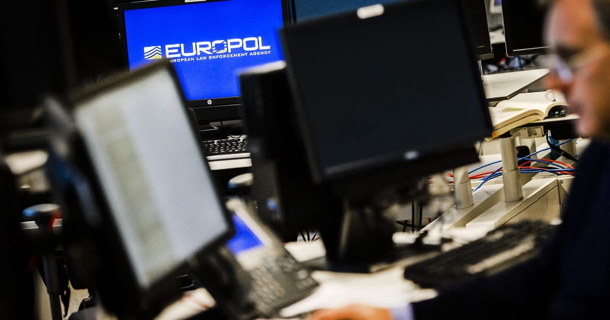 Euroopa Liidu suursaadikud valisid Haagis asuva Europoli juhiks sakslase Jürgen Ebneri