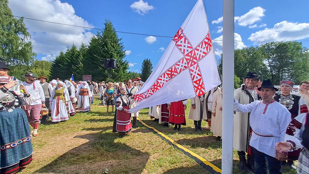 33. Seto Kuningriik kuulutatakse välja 1. augustil Mikitamäel