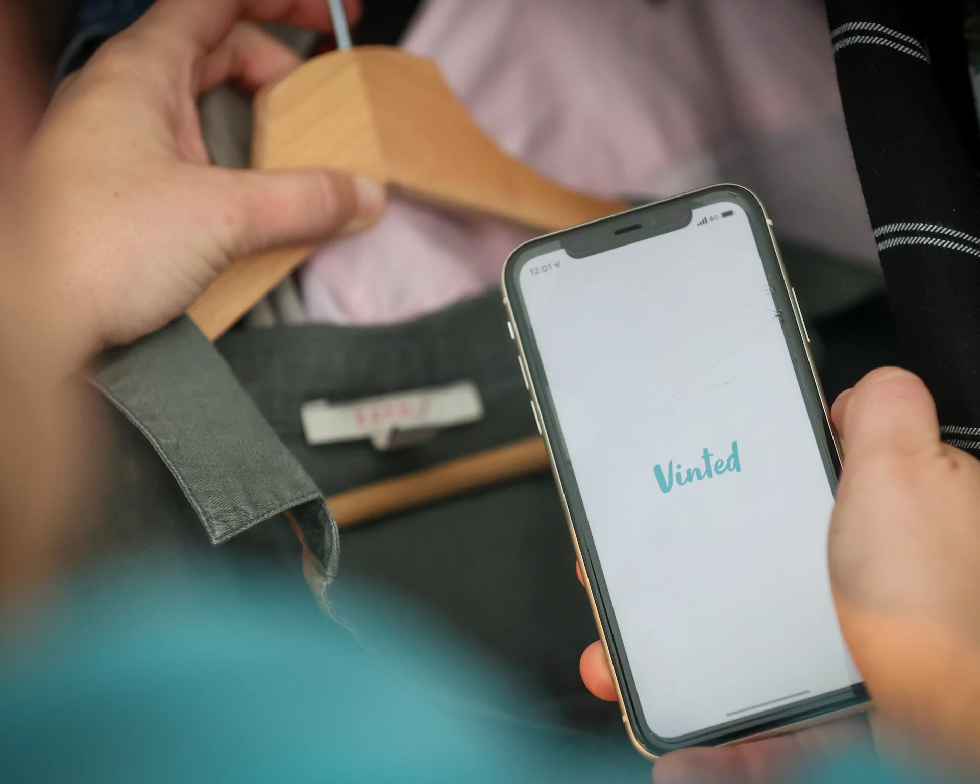 Vintedi kasutajad kritiseerivad automaatseid kontokeelde ja klienditoe puudumist