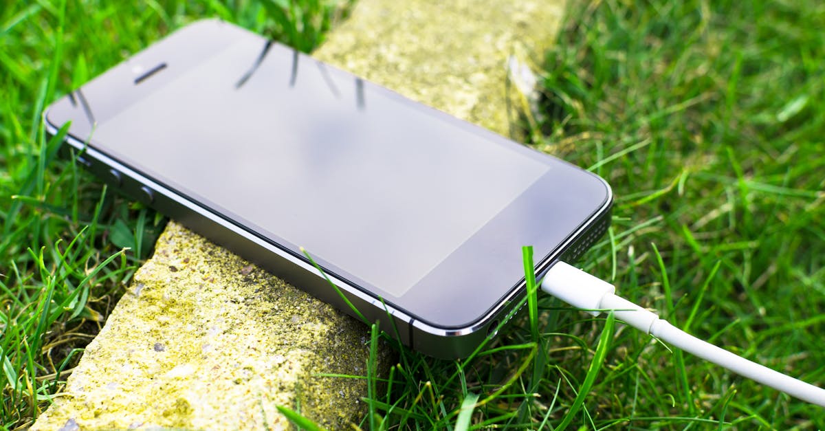 iPhone'i tulevikus võib kaablilaadimisest täielikult loobuda