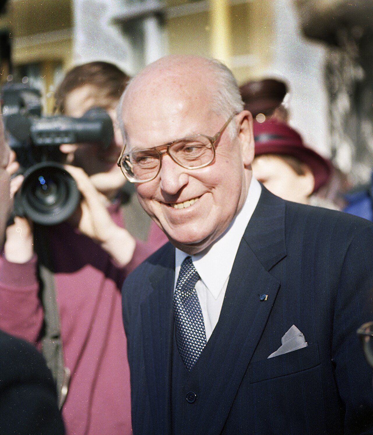 1996. aasta presidendivalimised Tallinnas: Tiit Vähi toetus aitas Lennart Meril jätkata