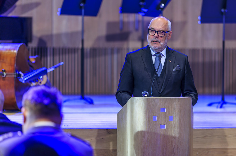 EELK autasustab Tallinnas 81 inimest, teeneteristi pälvib president Alar Karis