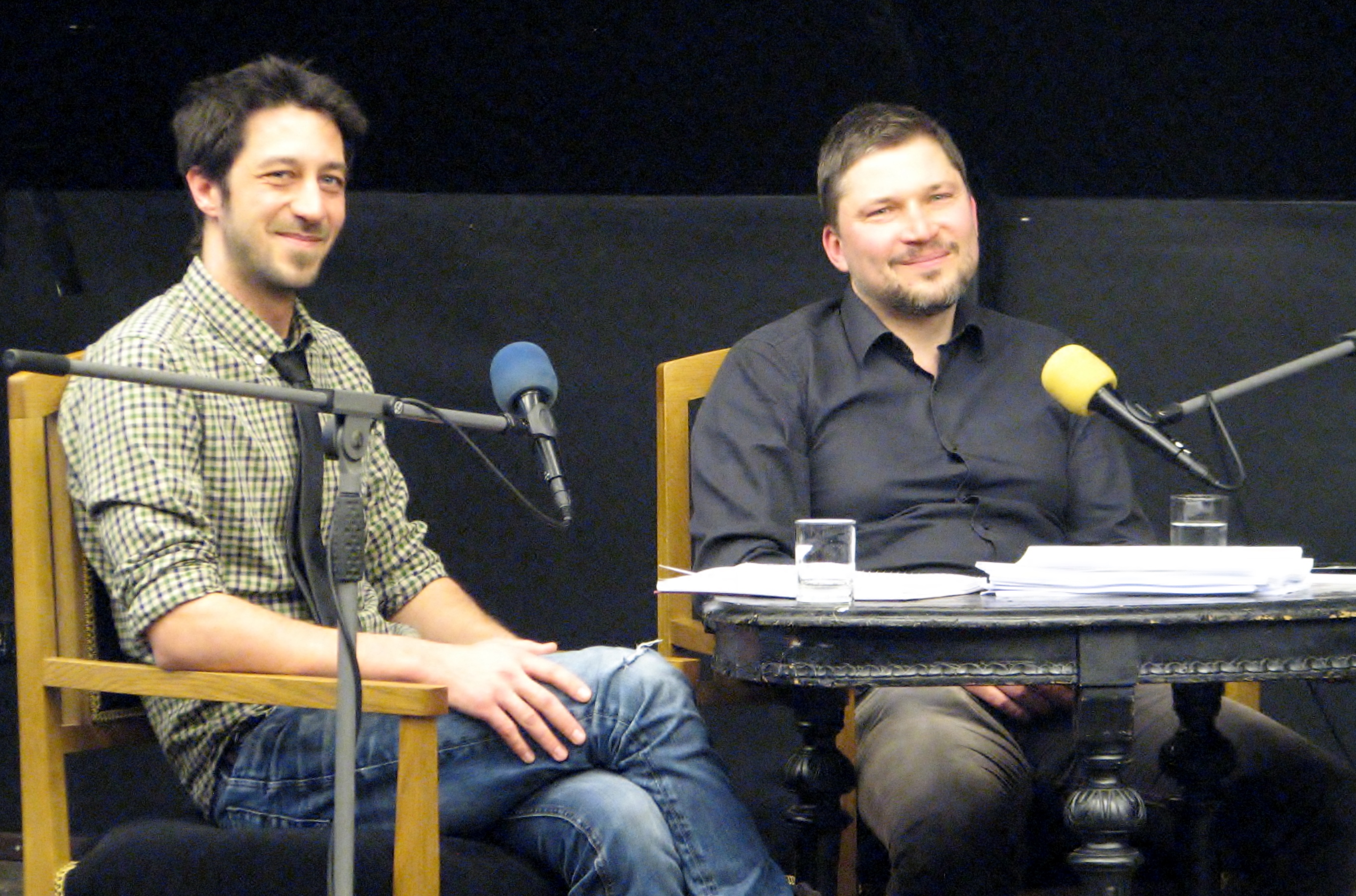 Martin Alguse luulekogu "Elektro" toob lugejani rännud Zagrebist Ugala teatrini