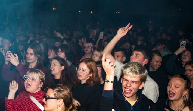Tartu noored korraldavad Atlantises suurejoonelise alkoholivaba peo