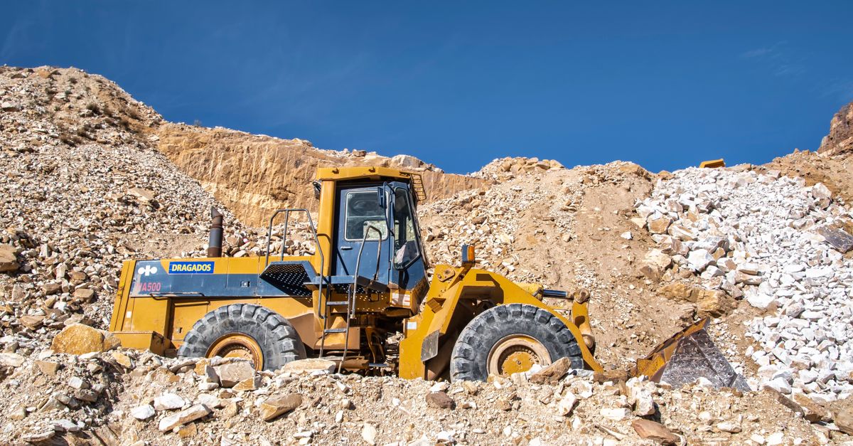 Australian Mining Billionaire Faces Court-Ordered Fortune Split