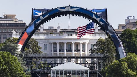 250-летний юбилей США разжигает споры об интерпретации американской истории