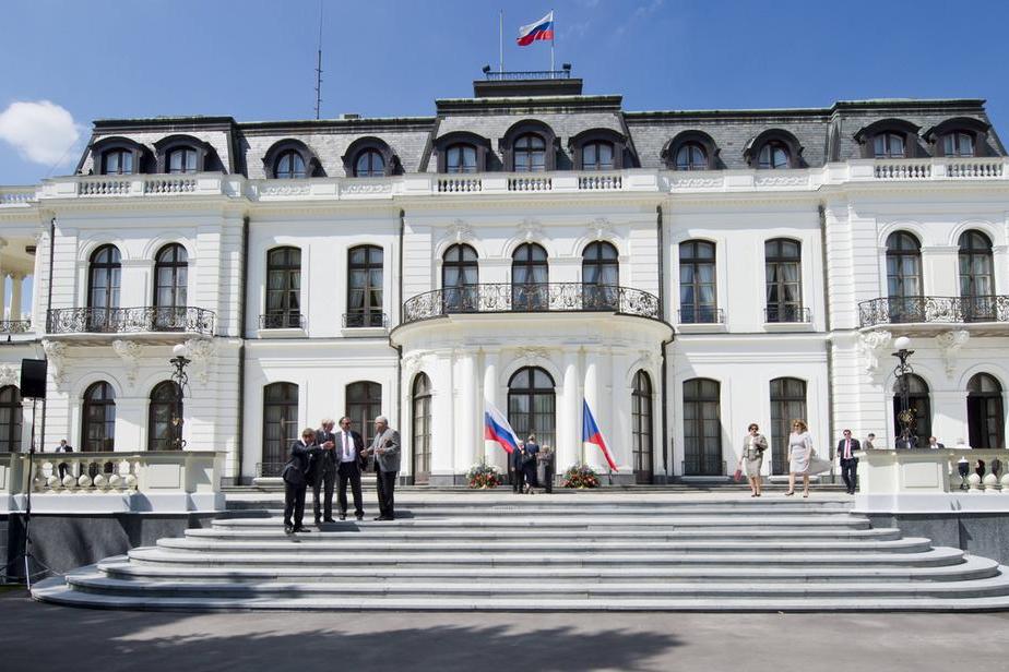 Tšehhi kehtestas Vene diplomaatidele karmimad reisimisreeglid