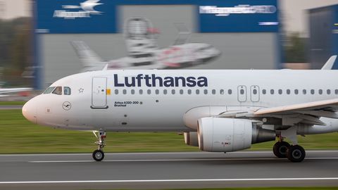 Lufthansa tühistab 20 000 lendu kütusekriisi tõttu