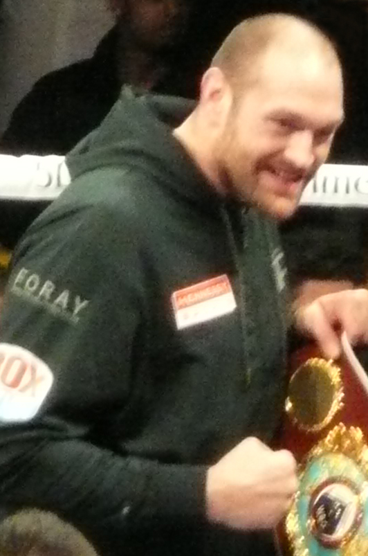 Briti poksija Tyson Fury tütar abiellus 16-aastaselt