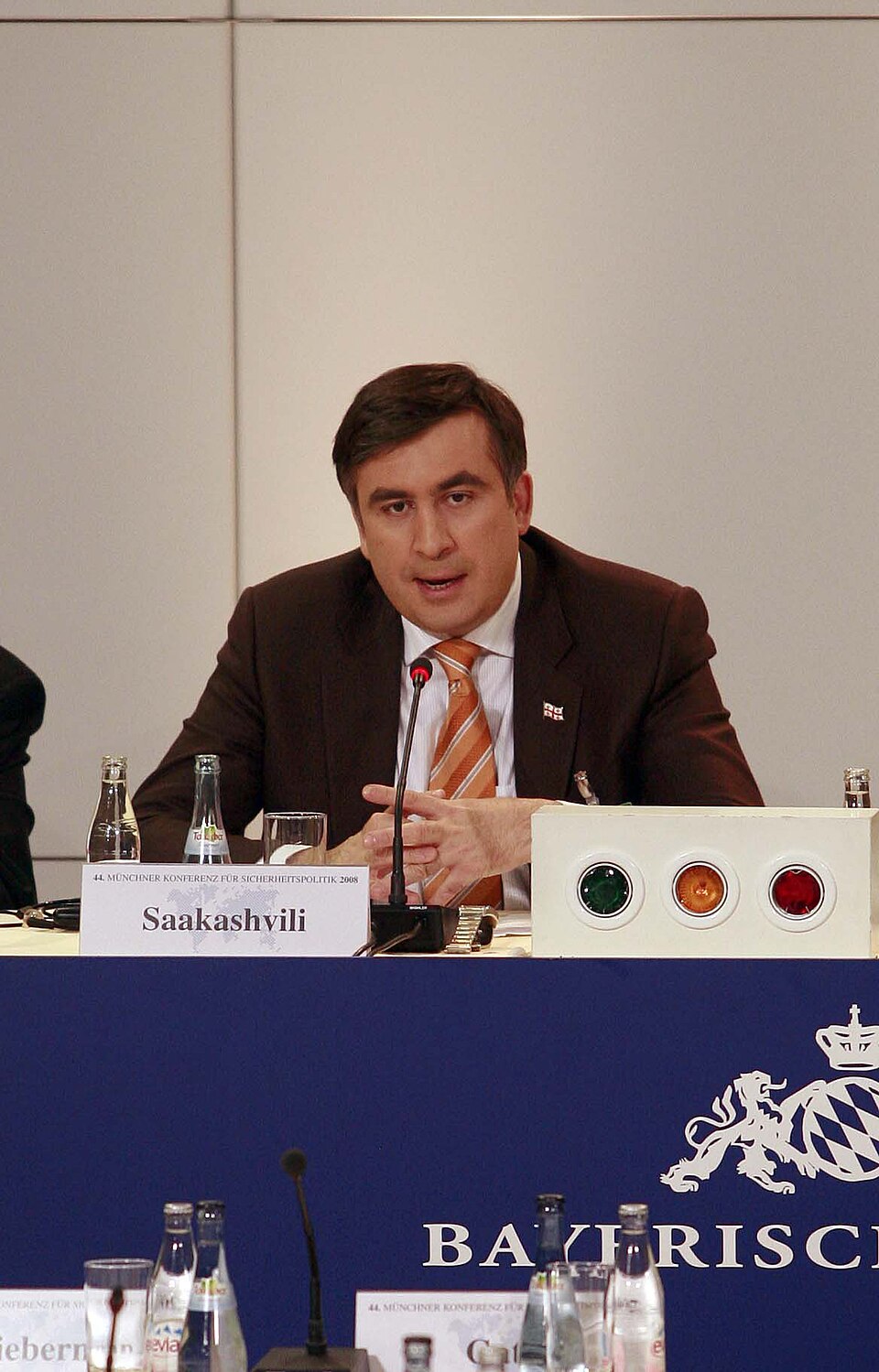 Tbilisi Rike pargi futuristlike torude lammutamine kustutab tüki Gruusia ajalugu