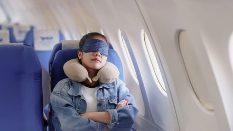 Emergency Medicine Doctor: One Simple Habit Keeps You Healthy While Traveling