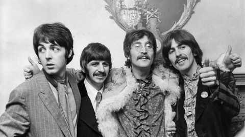 The Beatlesi kuulsal lool kõlanud flööt müüdi oksjonil 23 000 naela eest