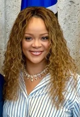 Rihanna astus New Yorgis lavale esimest korda kahe aasta järel