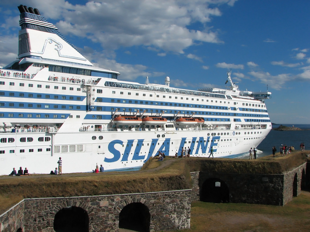 Tallink hindab võimalust avada taas Riia-Stockholmi laevaliin