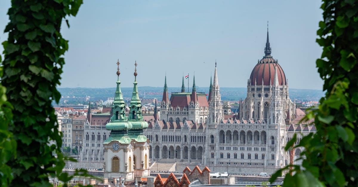 US Vice President Backs Hungary's Orbán Despite Electoral Defeat