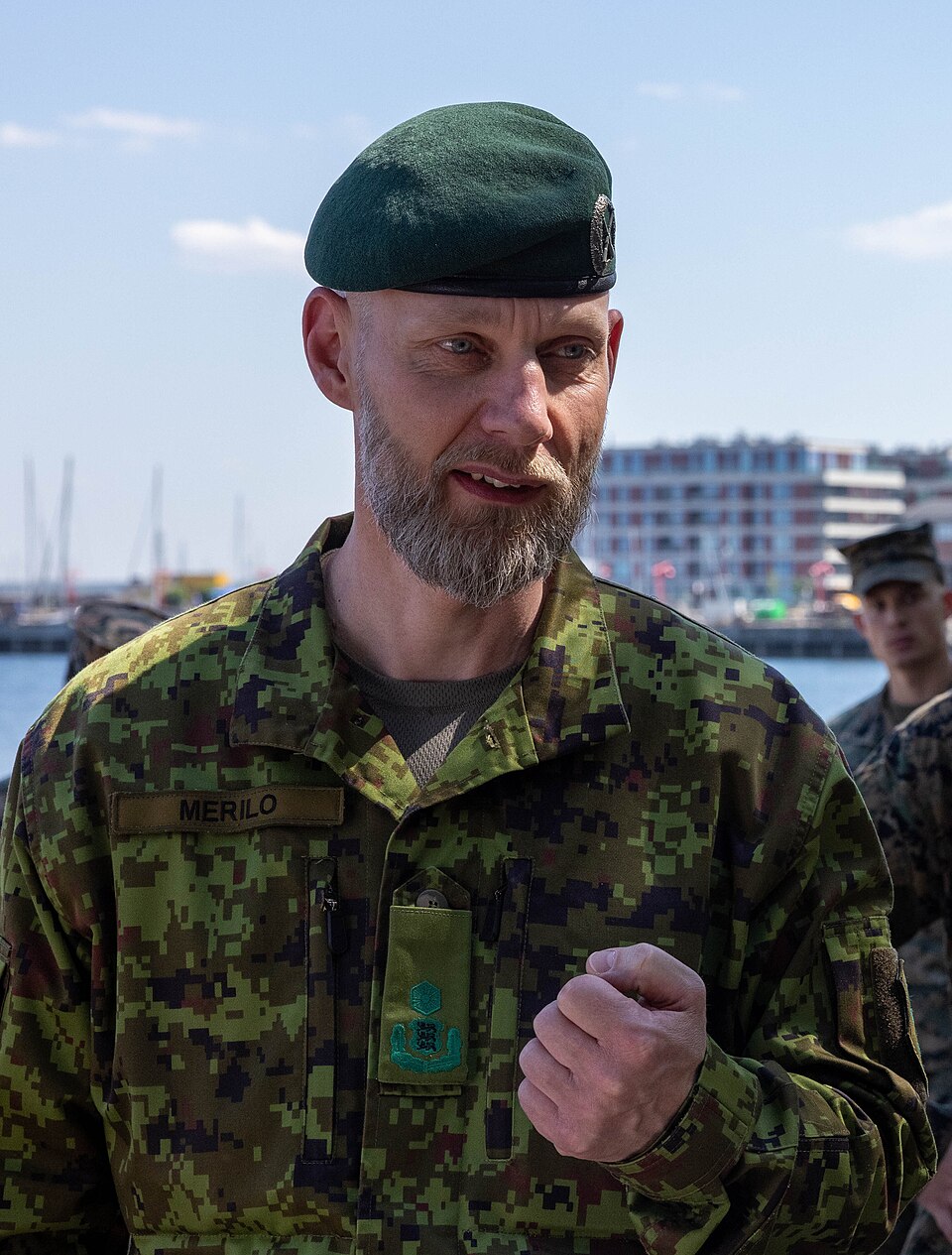 Kaitseväe juhataja Merilo väljaütlemised Pevkuri lahkumise kohta tekitasid Tallinnas vastukaja