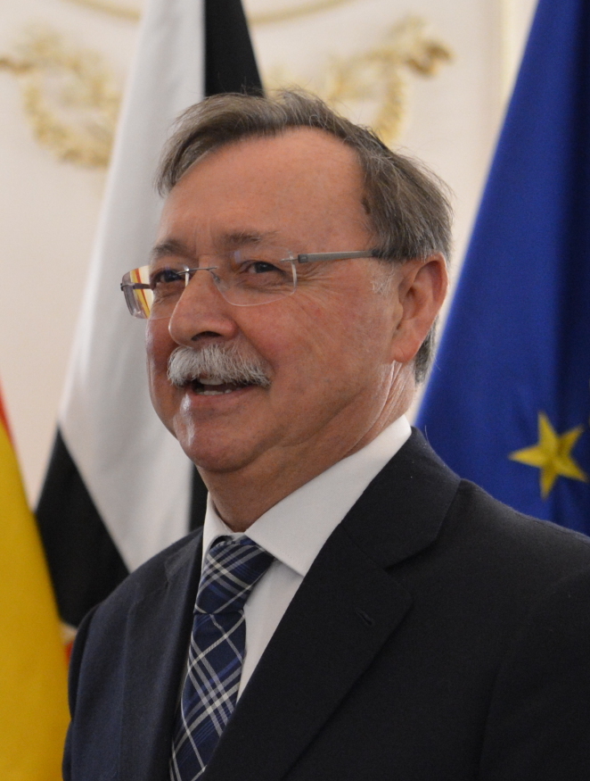 Ceuta liider teatas Euroopa Parlamendis 100 inimese hukkumisest piiriületusel