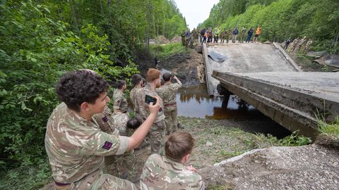 Военные взорвали мост Йыэкюла в Ярвамаа