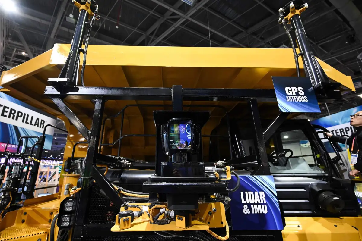 Tööstushiid Caterpillar laiendab tehisintellekti kasutust Las Vegases esitletud strateegiaga