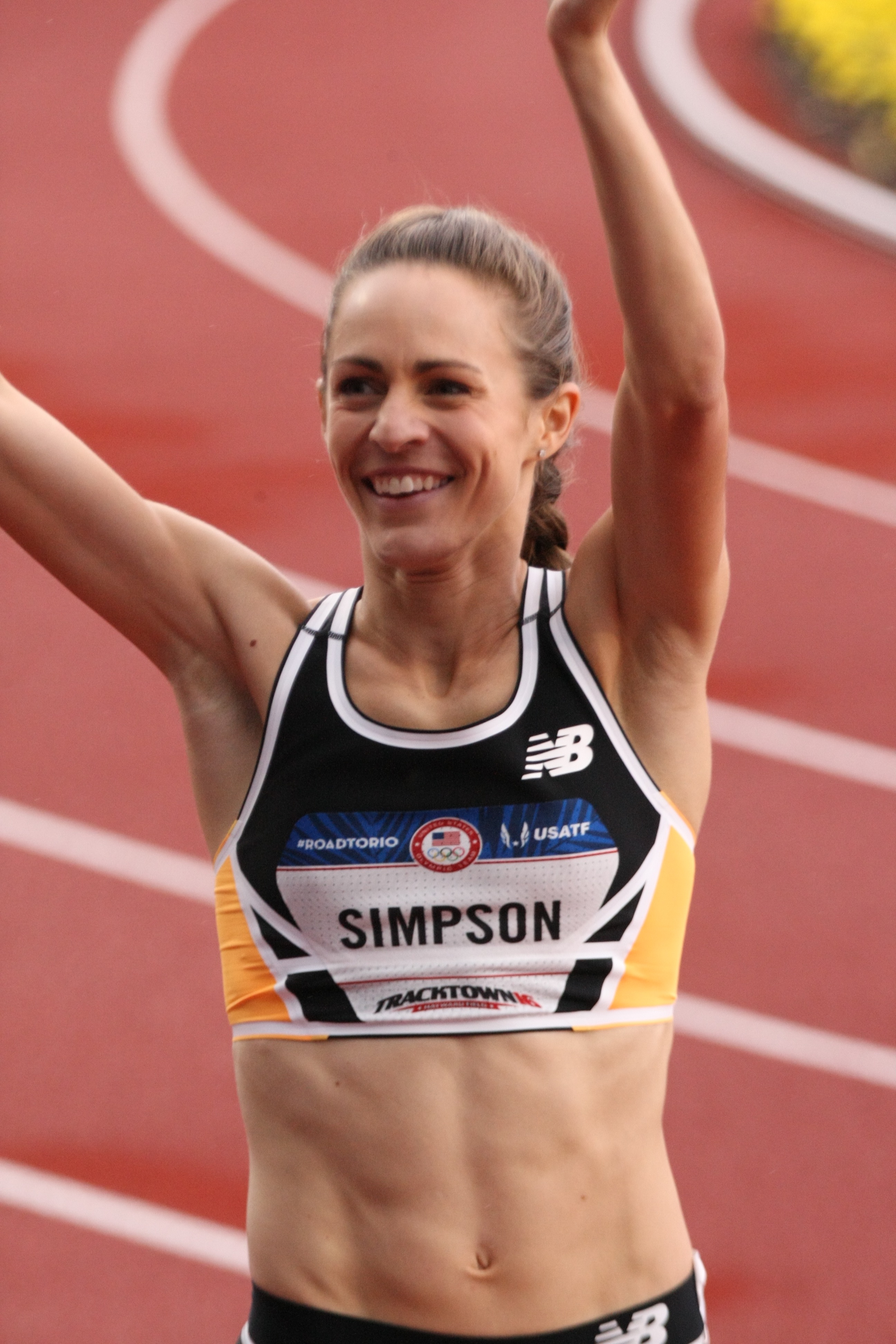 Põhja-Carolinas südamerikke üle elanud maailmameister Jenny Simpson lõpetab sportlaskarjääri