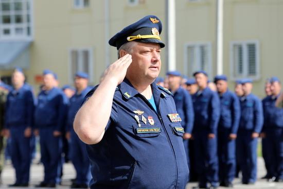 Venemaal Engelsis tulistati Ukraina sõjas osaleva lennuväediviisi komandör