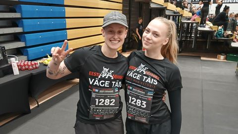 Singer Inger runs with thousands at Rakvere night run