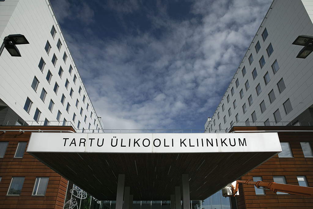 Tartu Ülikooli Kliinikum vähendab töökohti madalama patsiendikoormusega osakondades