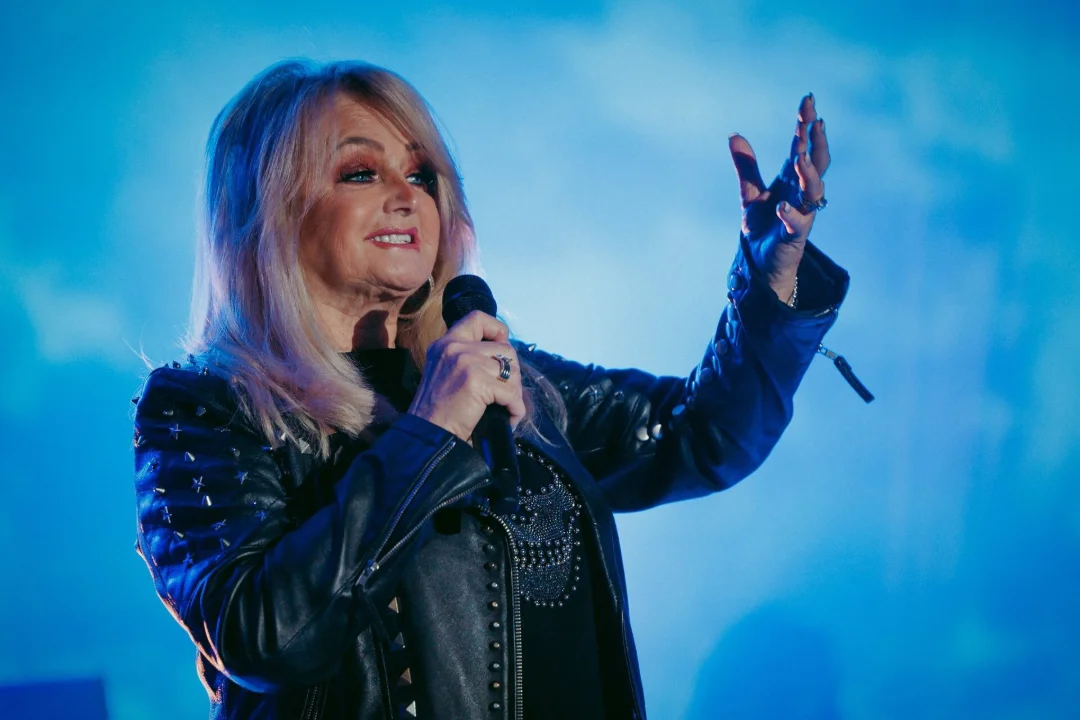 Bonnie Tyler celebrates 75th birthday in artificial coma in Portugal