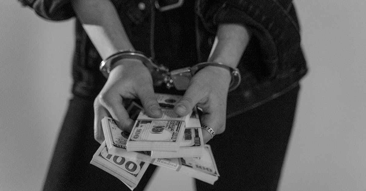 Кассирша осуждена за мошенничество, разоблачённое фото в соцсетях
