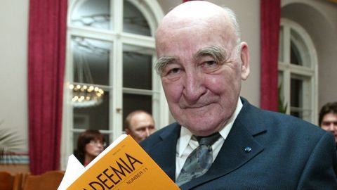 Эстонский литературный музей открывает выставку к 100-летию со дня рождения Айна Каалепа