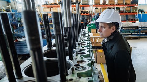 Министр Эркки Келдо: молодых работников не следует чрезмерно регулировать