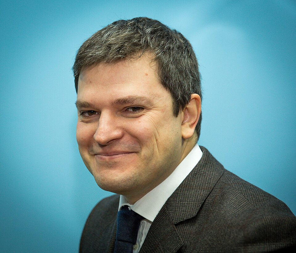 Venemaa eksminister Nikolai Nikiforov on seotud 5 miljardi rublase püramiidskeemiga