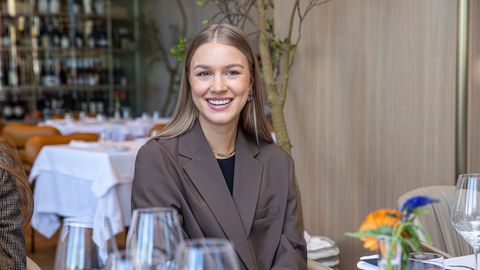 Kelly Sildaru seikles Pariisis keset palavat kuumalainet