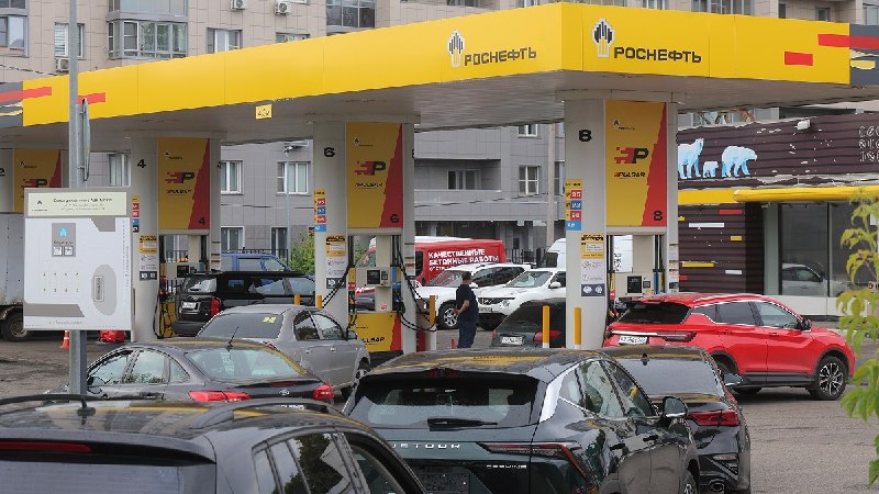 Топливный кризис в России: талоны, очереди и признание Путина