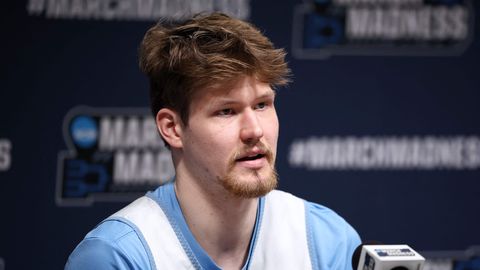 Eesti korvpallitalent Henri Veesaare NBA-unistus ohus